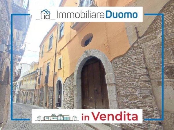 appartamento in vendita a Benevento in zona Centro Storico