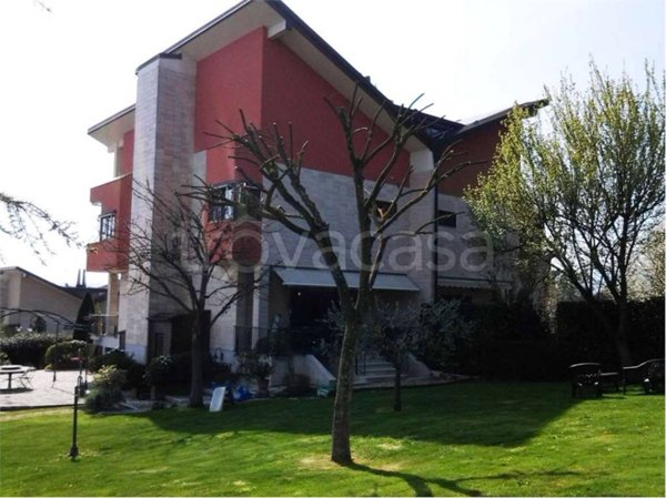 casa indipendente in vendita a Benevento in zona Centro Storico