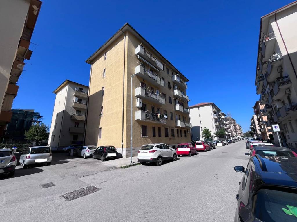 appartamento in vendita a Benevento in zona Ferrovia