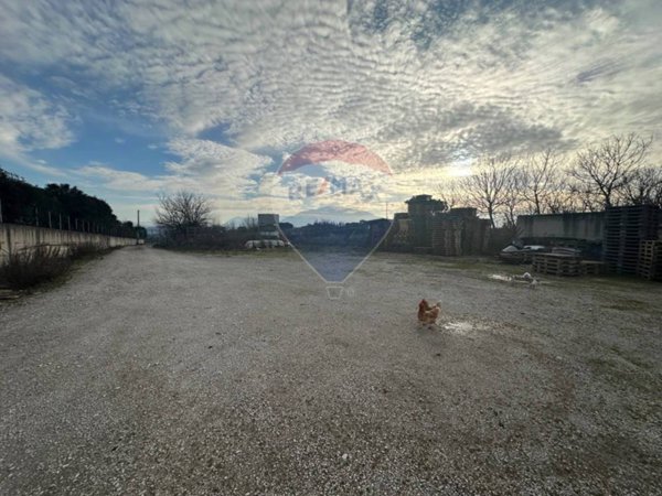 capannone in vendita a Benevento