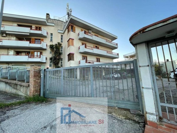 appartamento in vendita a Benevento in zona Pacevecchia