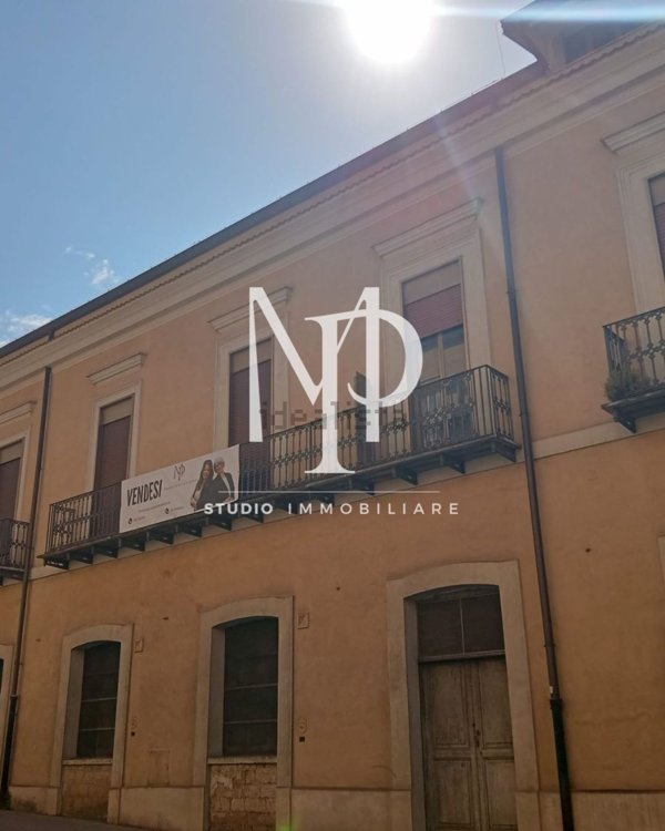 appartamento in vendita a Benevento in zona Libertà