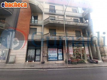 locale commerciale in vendita a Benevento in zona Mellusi / Atlantici