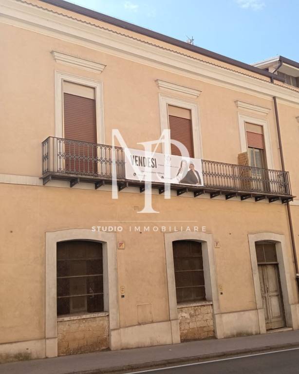 appartamento in vendita a Benevento in zona Centro Storico