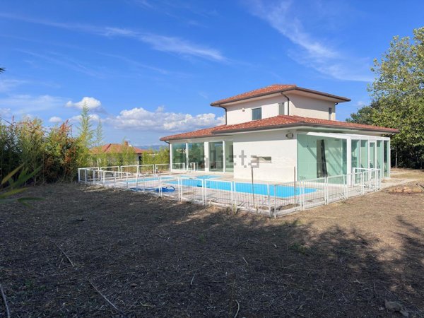 casa indipendente in vendita a Benevento