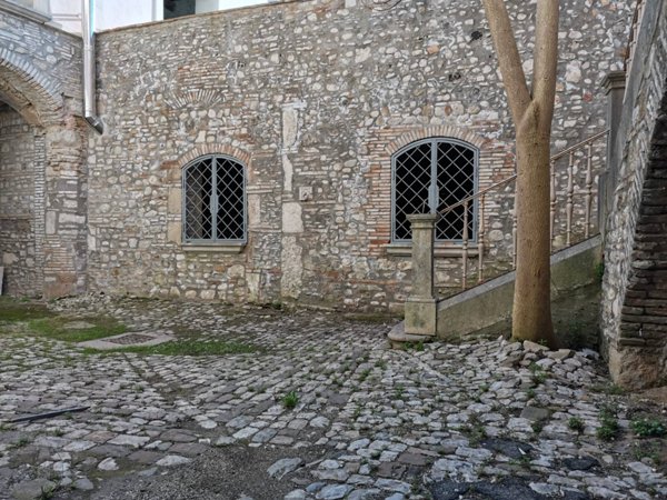 appartamento in vendita a Benevento in zona Centro Storico