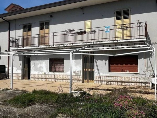casa indipendente in vendita a Benevento