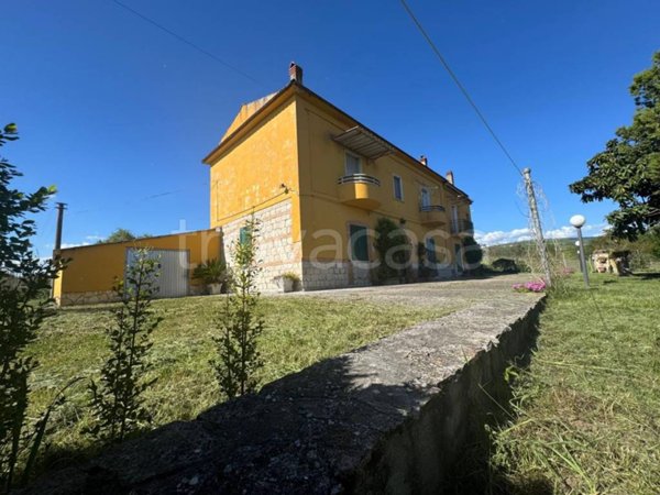 casa indipendente in vendita a Benevento