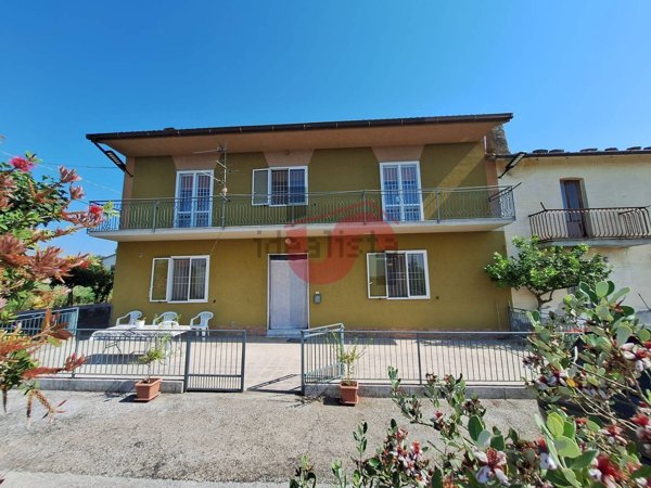 casa semindipendente in vendita a Benevento