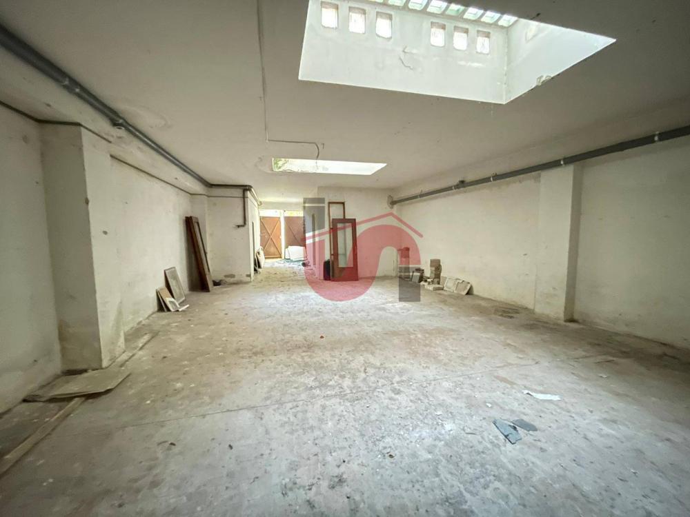 locale di sgombero in vendita a Benevento in zona Porta Rufina