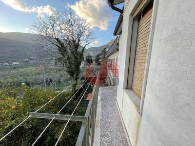 casa semindipendente in vendita a Benevento in zona Centro Storico