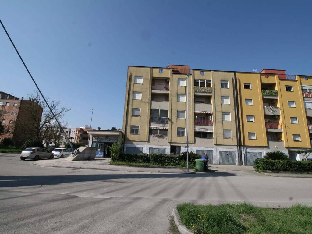 appartamento in vendita a Benevento in zona Libertà