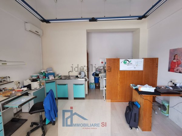 locale commerciale in vendita a Benevento