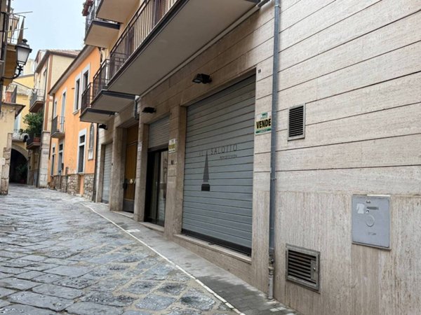 appartamento in vendita a Benevento in zona Centro Storico