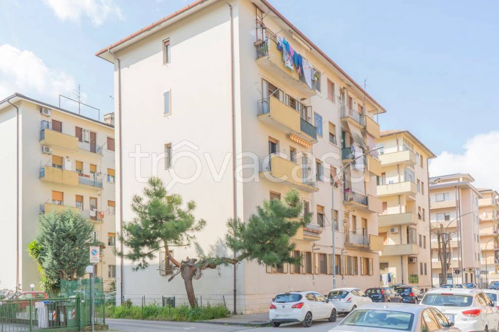 appartamento in vendita a Benevento in zona Ferrovia