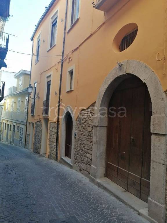 appartamento in vendita a Benevento in zona Centro Storico