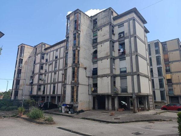 appartamento in vendita a Benevento in zona Libertà