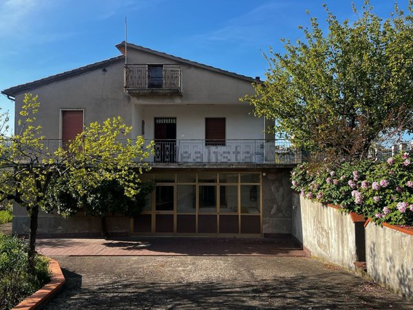 casa indipendente in vendita a Benevento
