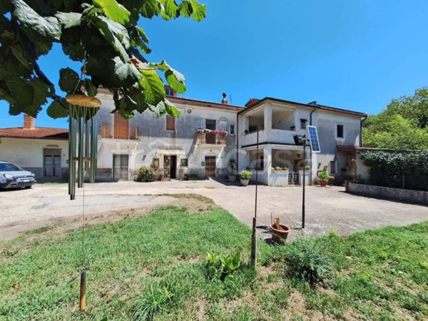 casa indipendente in vendita a Benevento in zona Epitaffio