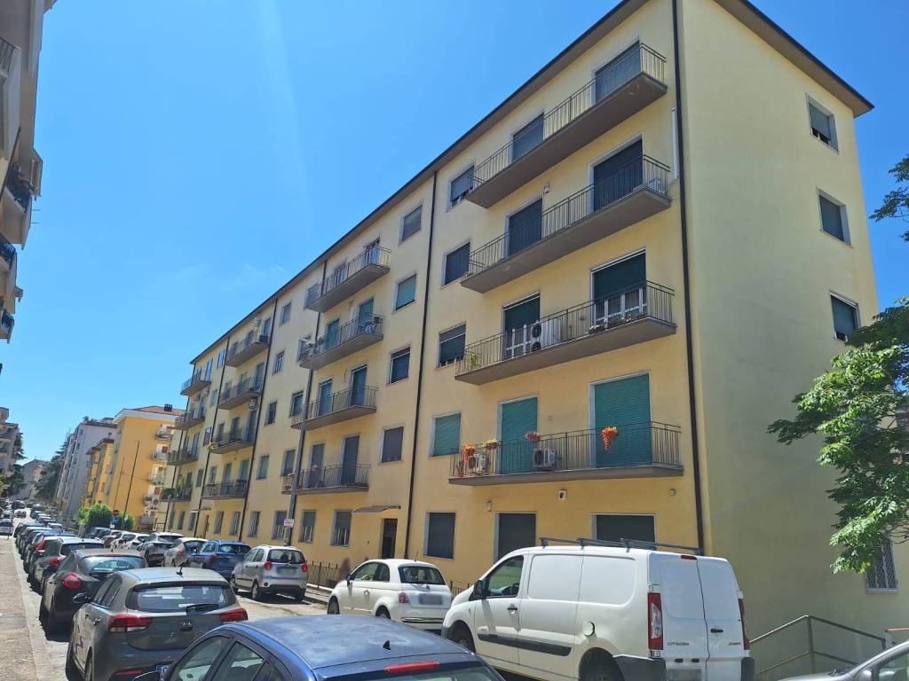 appartamento in vendita a Benevento in zona Mellusi / Atlantici
