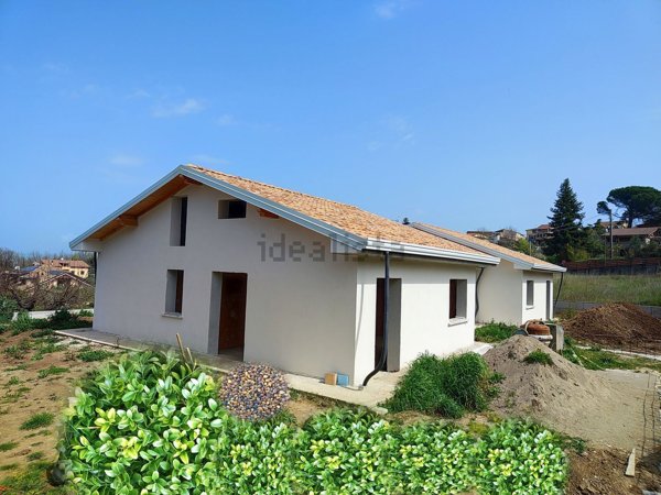 casa indipendente in vendita a Benevento