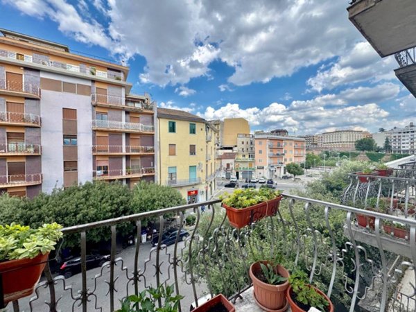 appartamento in vendita a Benevento in zona Ferrovia
