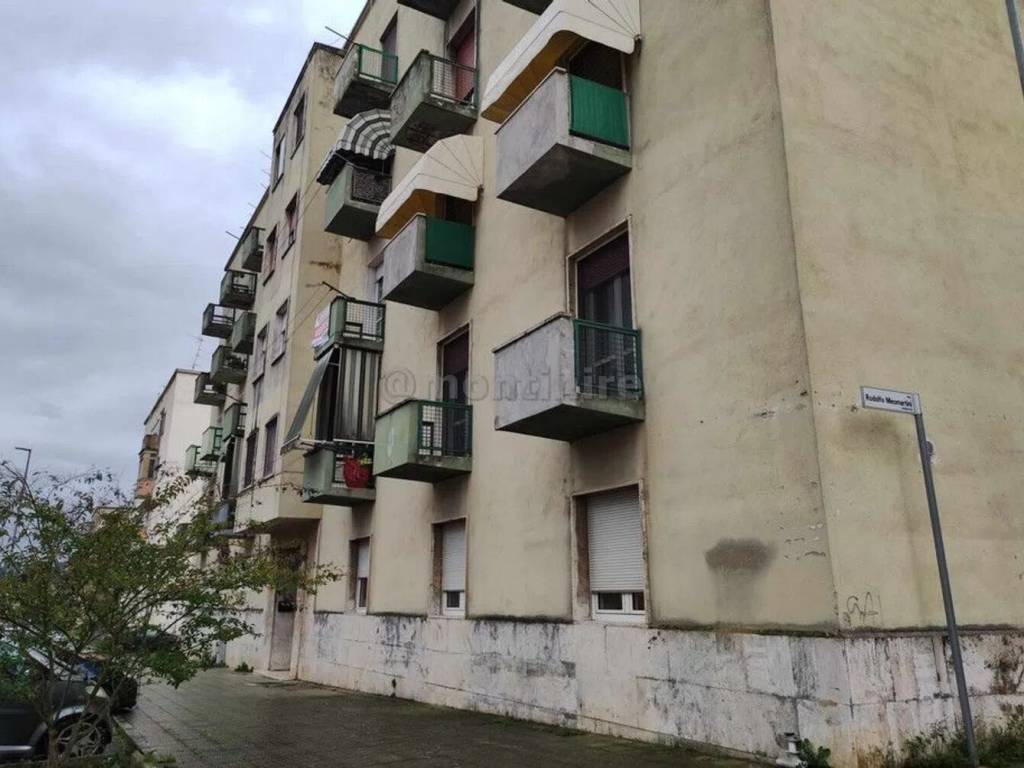 appartamento in vendita a Benevento in zona Libertà