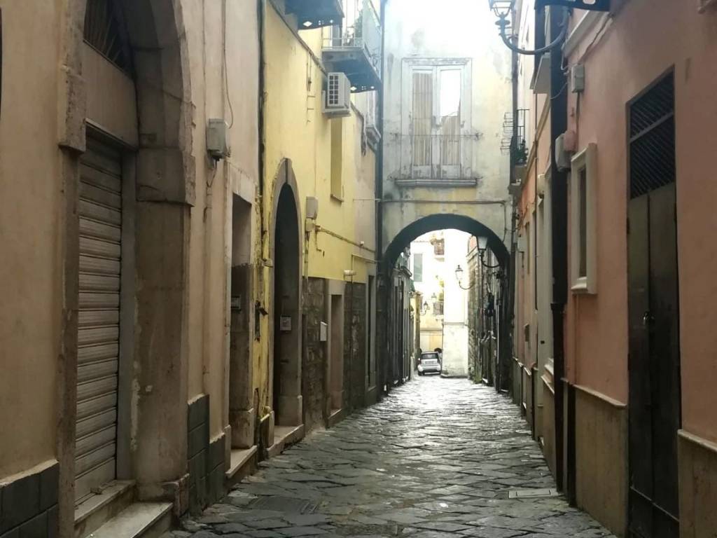 appartamento in vendita a Benevento in zona Centro Storico