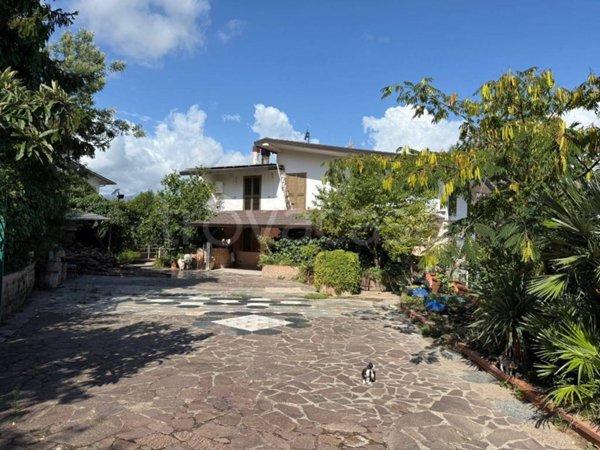 casa indipendente in vendita a Benevento