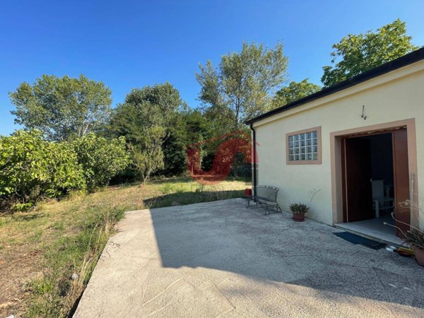 casa indipendente in vendita a Benevento in zona San Vitale