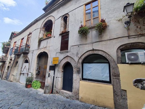 appartamento in vendita a Benevento in zona Centro Storico