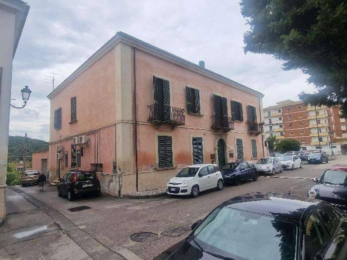 appartamento in vendita a Benevento in zona Centro Storico