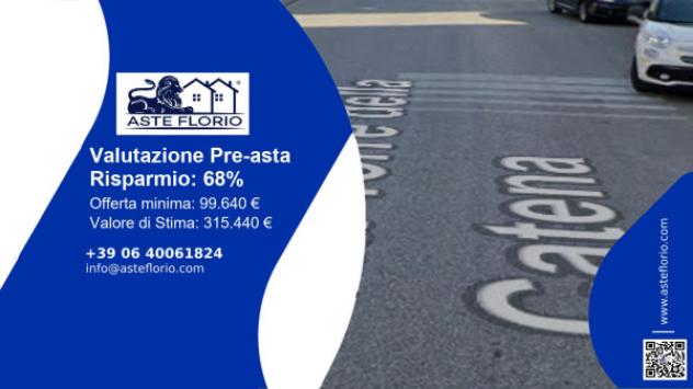 locale commerciale in vendita a Benevento in zona Centro Storico