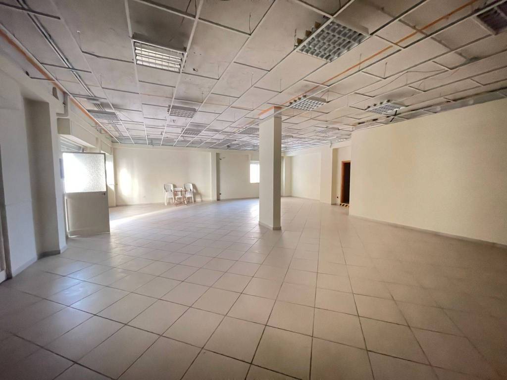 ufficio in vendita a Benevento in zona Mellusi / Atlantici