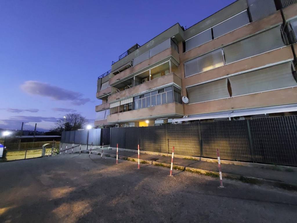 intera palazzina in vendita a Benevento in zona Libertà