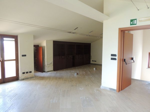 ufficio in vendita a Benevento in zona Centro Storico