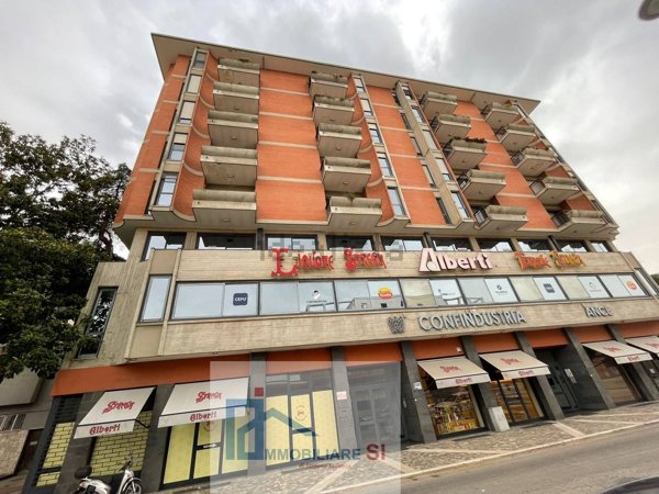 appartamento in vendita a Benevento in zona Ferrovia