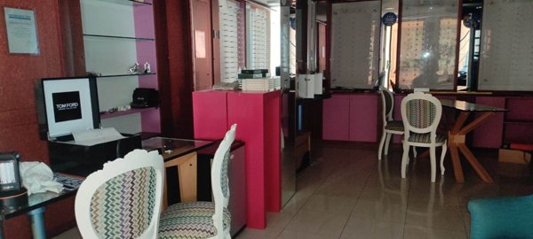 negozio in vendita a Benevento in zona Centro Storico