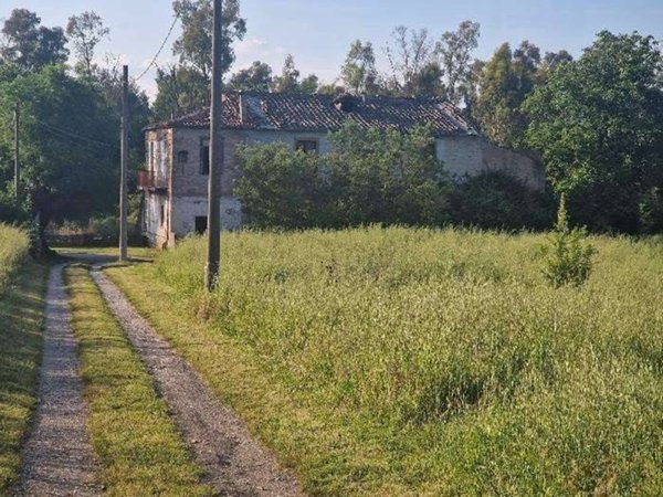 casale in vendita a Benevento in zona Porta Rufina