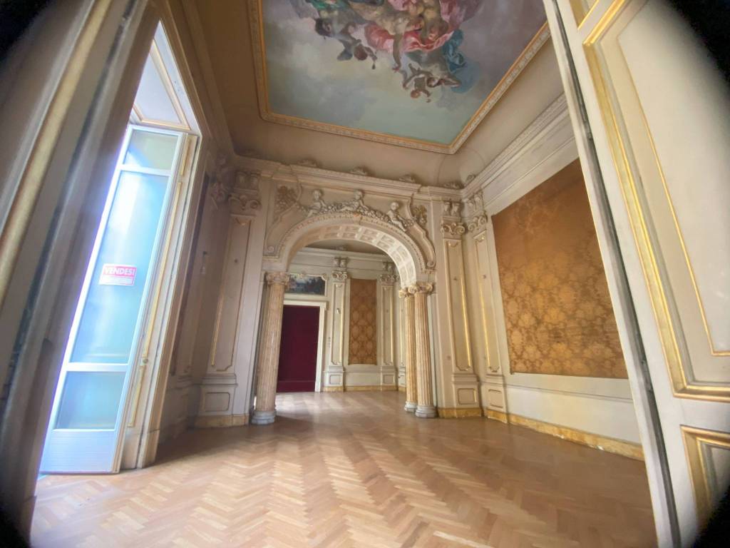 appartamento in vendita a Benevento in zona Centro Storico