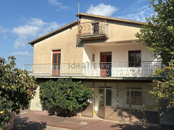 casa indipendente in vendita a Benevento