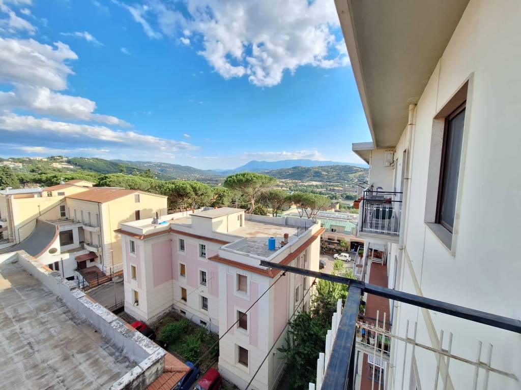 appartamento in vendita a Benevento in zona Mellusi / Atlantici