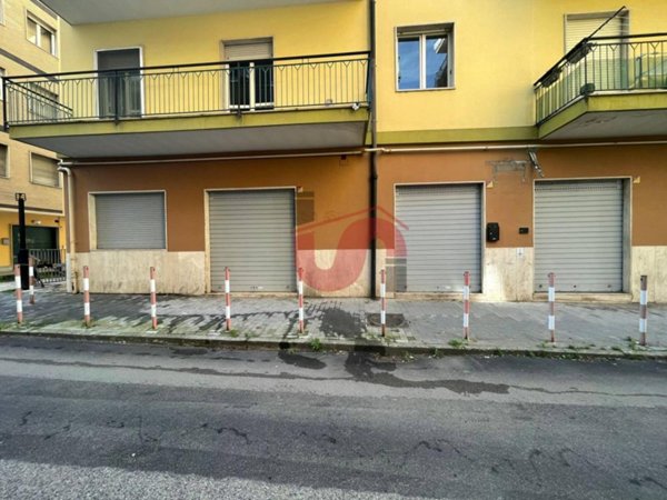 ufficio in vendita a Benevento in zona Mellusi / Atlantici