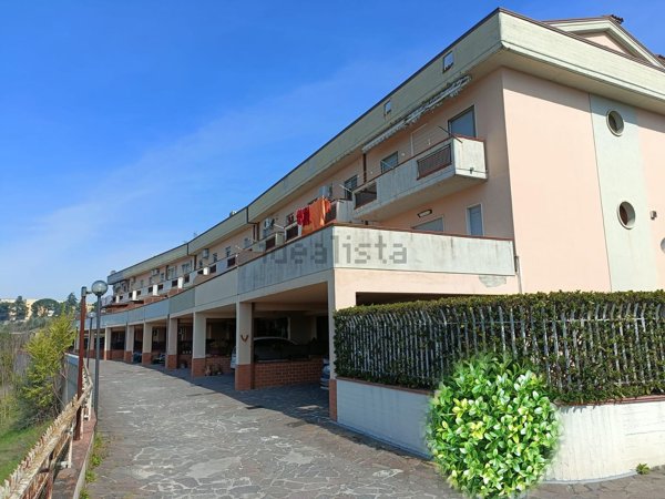 casa indipendente in vendita a Benevento in zona Centro Storico