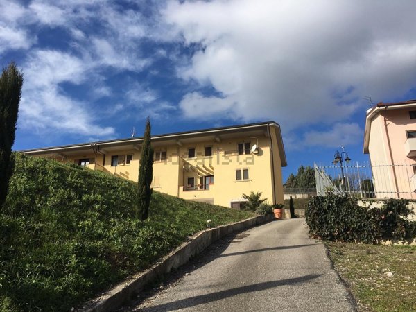 casa indipendente in vendita a Benevento