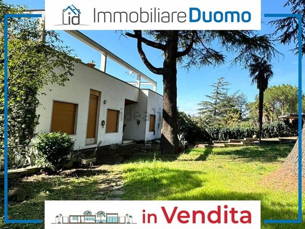 casa indipendente in vendita a Benevento in zona Pacevecchia