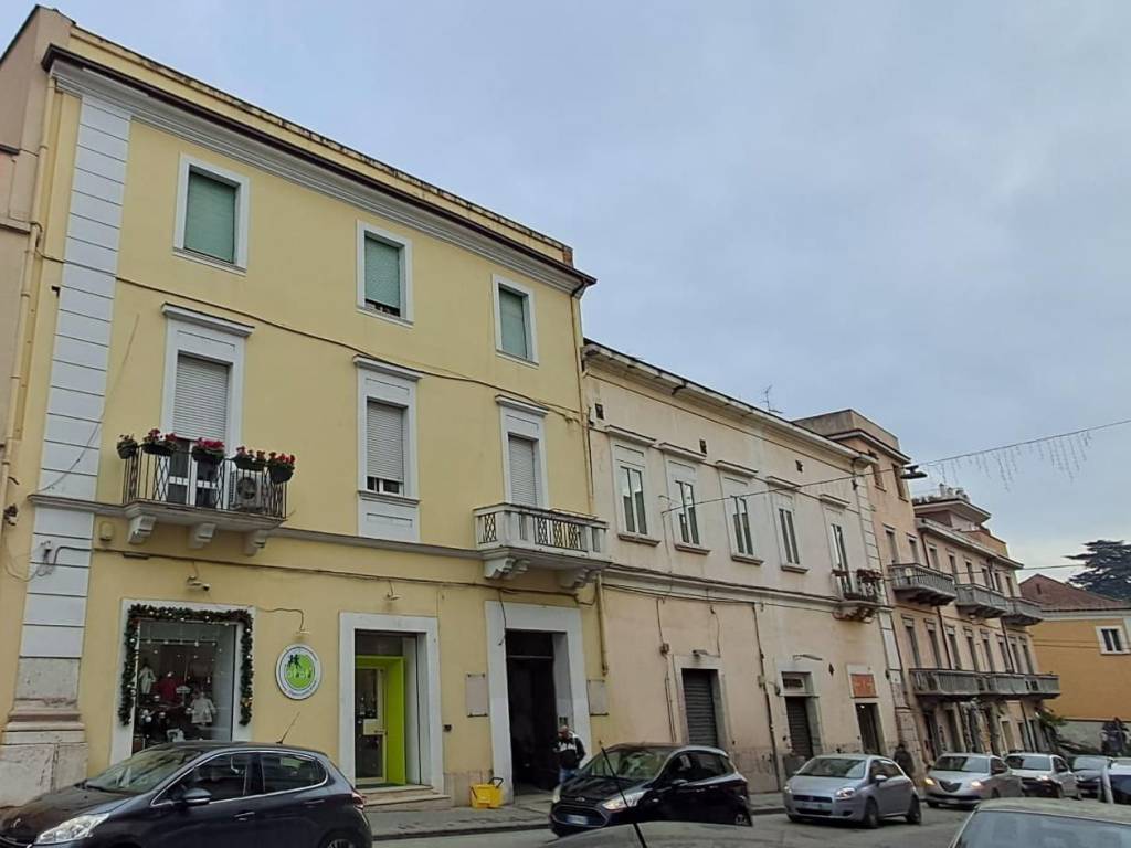 appartamento in vendita a Benevento in zona Centro Storico