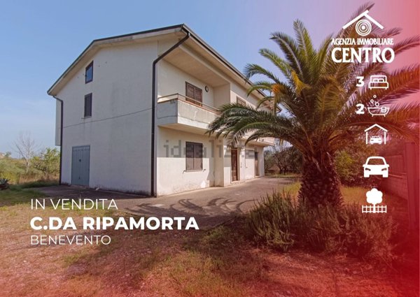 casa indipendente in vendita a Benevento