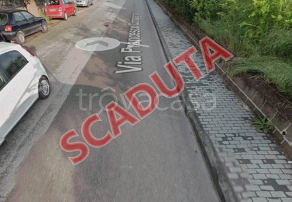 negozio in vendita a Benevento in zona Ferrovia