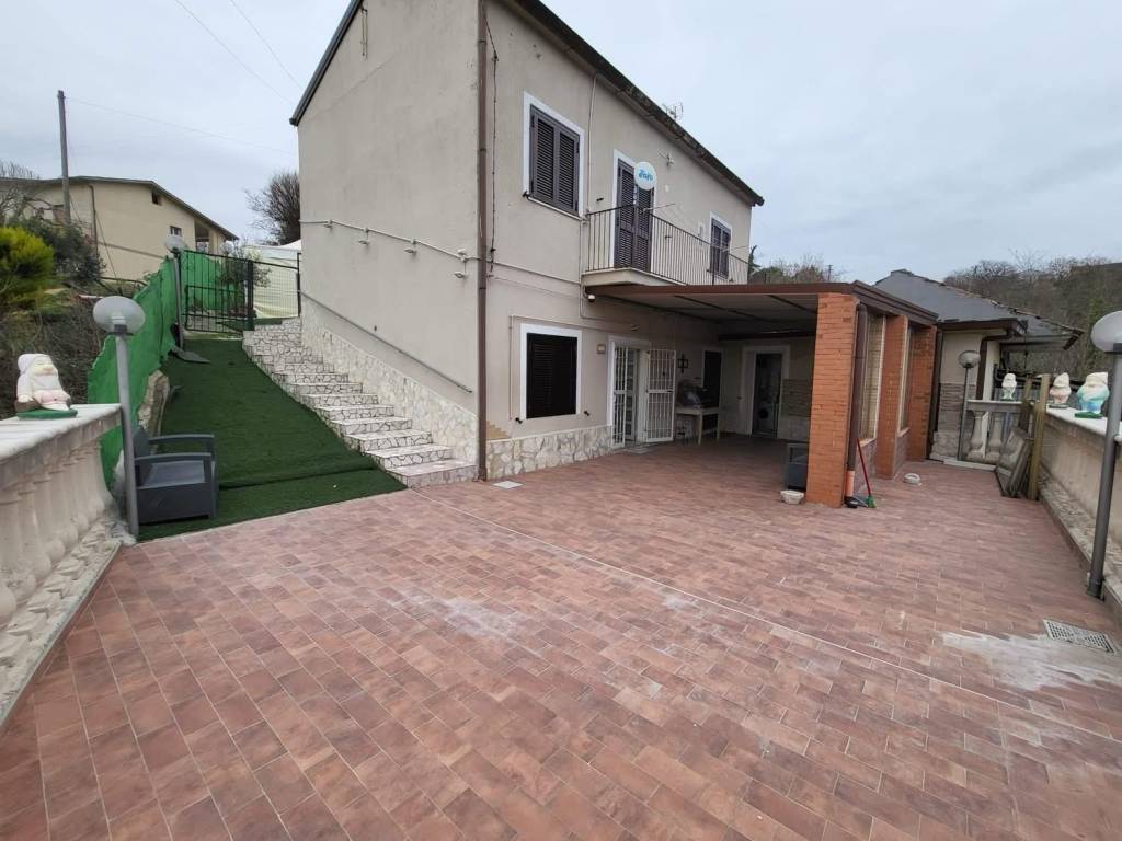 casa indipendente in vendita a Benevento